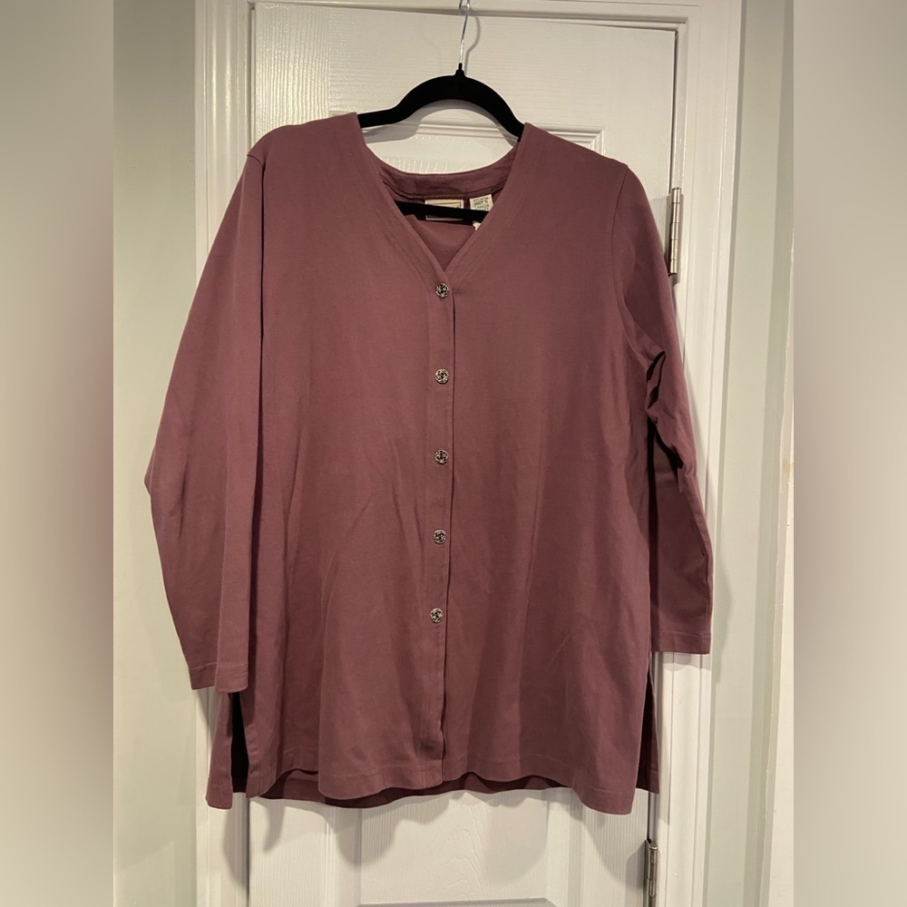 L.L. Bean Size MP Plum V Neck Silver Button Long Sleeve Soft Cotton Cardigan